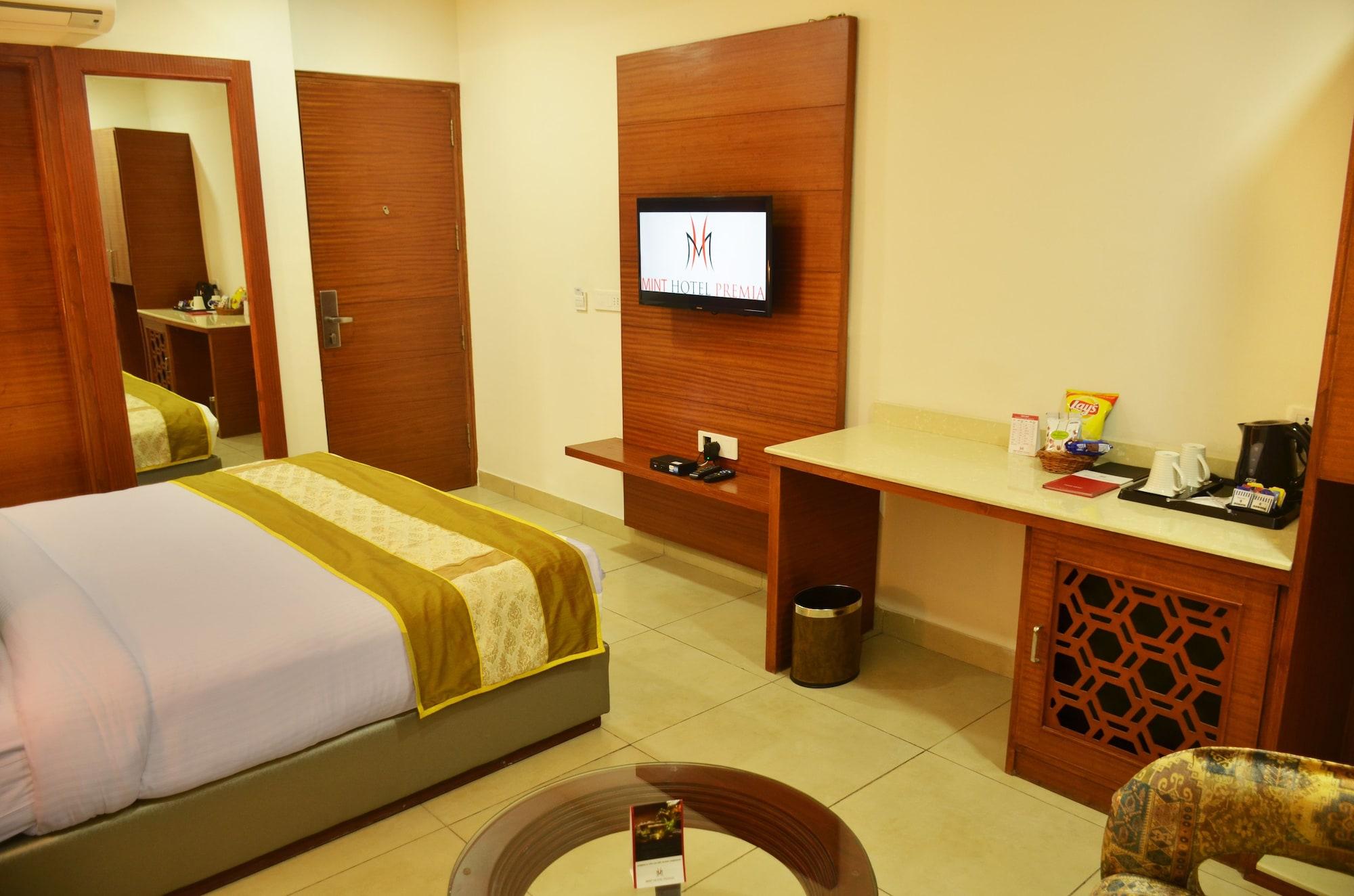 โรงแรมมินต์ พรีเมีย Zirakpur ภายนอก รูปภาพ