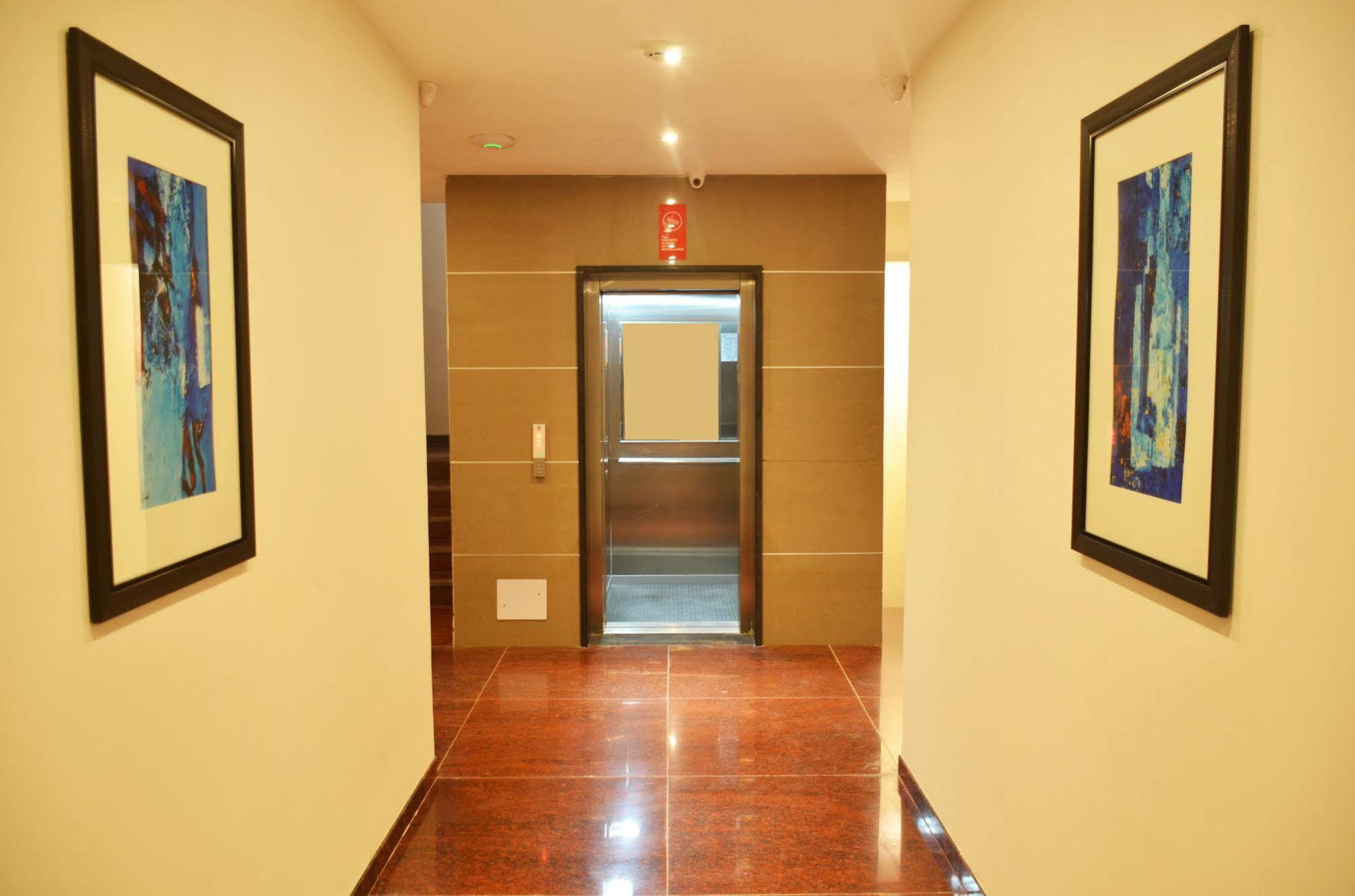 โรงแรมมินต์ พรีเมีย Zirakpur ภายนอก รูปภาพ